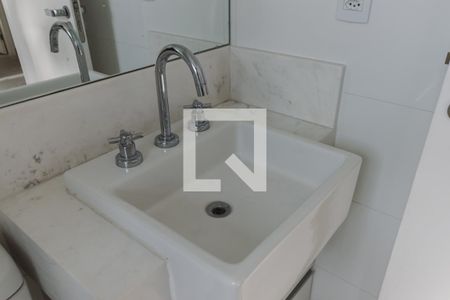 Apartamento para alugar com 155m², 2 quartos e 2 vagasBanheiro da Suíte 2 Pia