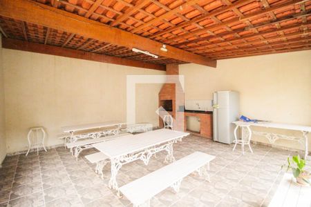 Apartamento para alugar com 47m², 2 quartos e 1 vaga Apartamento para alugar com 47m², 2 quartos e 1 vagaÁrea comum - Churrasqueira