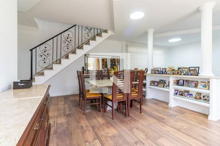 Casa à venda com 350m², 5 quartos e 3 vagasSala de Jantar