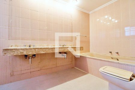 Apartamento para alugar com 258m², 3 quartos e 1 vagaBanheiro da Suíte 1