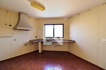 Apartamento para alugar com 258m², 3 quartos e 1 vagaCozinha