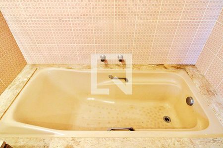 Apartamento para alugar com 258m², 3 quartos e 1 vagaBanheiro da Suíte 1