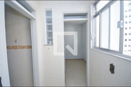 Apartamento à venda com 100m², 2 quartos e 1 vaga Apartamento à venda com 100m², 2 quartos e 1 vagaÁrea de Serviço
