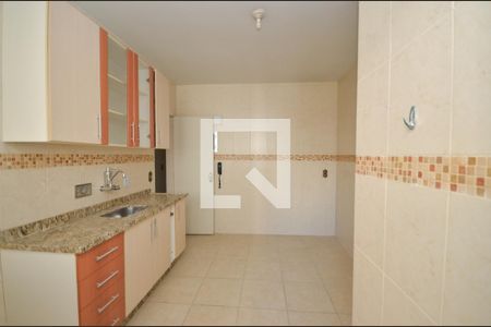 Apartamento à venda com 100m², 2 quartos e 1 vaga Apartamento à venda com 100m², 2 quartos e 1 vagaCozinha
