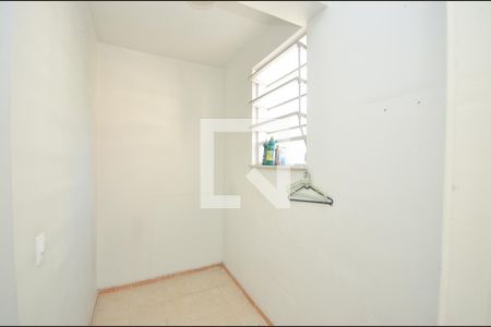 Apartamento à venda com 100m², 2 quartos e 1 vaga Apartamento à venda com 100m², 2 quartos e 1 vagaQuarto de Serviço