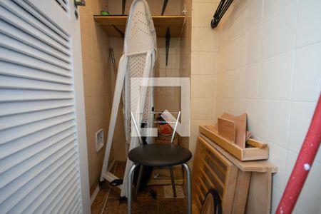 Apartamento à venda com 68m², 2 quartos e 1 vagaQuarto de Serviço