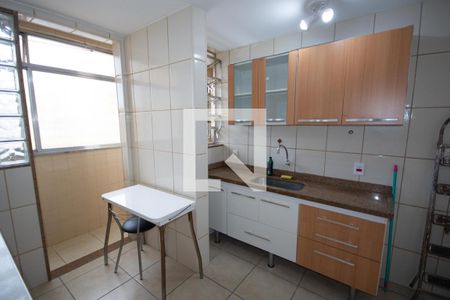 Apartamento à venda com 68m², 2 quartos e 1 vagaCozinha