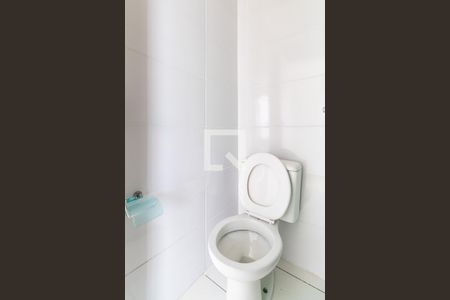 Apartamento para alugar com 55m², 2 quartos e 1 vaga Apartamento para alugar com 55m², 2 quartos e 1 vagaBanheiro
