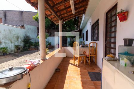 Casa à venda com 120m², 5 quartos e 5 vagas