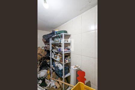 Casa à venda com 200m², 4 quartos e 3 vagas Casa à venda com 200m², 4 quartos e 3 vagasQuarto de serviço