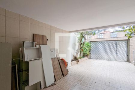 Casa à venda com 200m², 4 quartos e 3 vagas Casa à venda com 200m², 4 quartos e 3 vagasGaragem