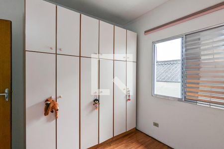 Casa à venda com 200m², 4 quartos e 3 vagas Casa à venda com 200m², 4 quartos e 3 vagasQuarto 2