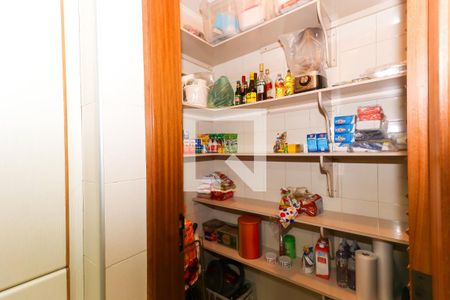 Dispensa de casa à venda com 3 quartos, 260m² em Planalto Paulista, São Paulo