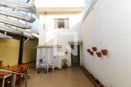 Quintal de casa à venda com 3 quartos, 260m² em Planalto Paulista, São Paulo