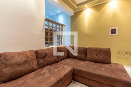 Casa para alugar com 3 quartos, 290m² em Conjunto Residencial Jose Boni, São Paulo