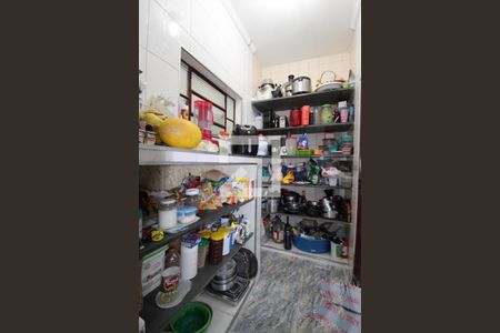 Casa à venda com 174m², 3 quartos e 2 vagasCozinha - Despensa