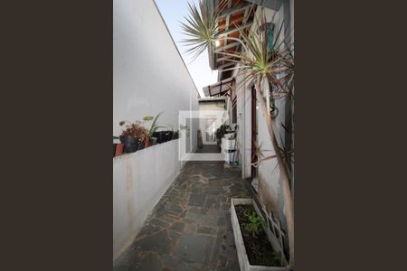 Casa à venda com 174m², 3 quartos e 2 vagasÁrea de Serviço