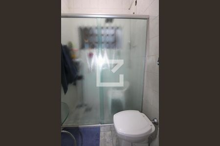 Casa à venda com 174m², 3 quartos e 2 vagasBanheiro da Suíte