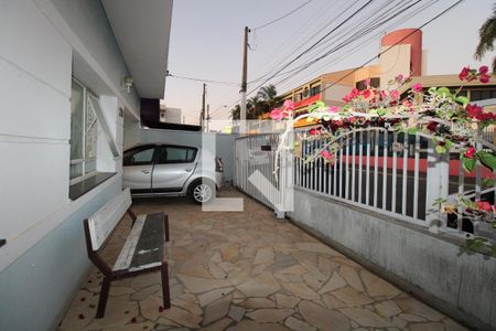 Casa à venda com 174m², 3 quartos e 2 vagasGaragem