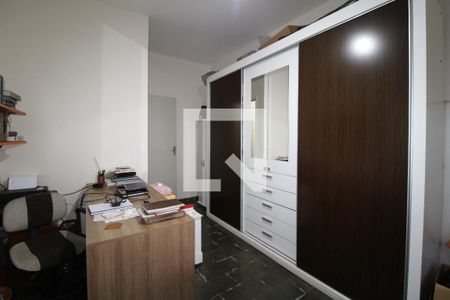 Casa à venda com 174m², 3 quartos e 2 vagasQuarto 2