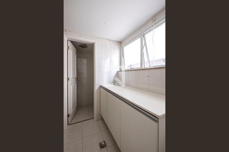 Apartamento para alugar com 80m², 3 quartos e 1 vagaÁrea de Serviço