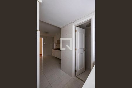 Apartamento para alugar com 80m², 3 quartos e 1 vagaÁrea de Serviço