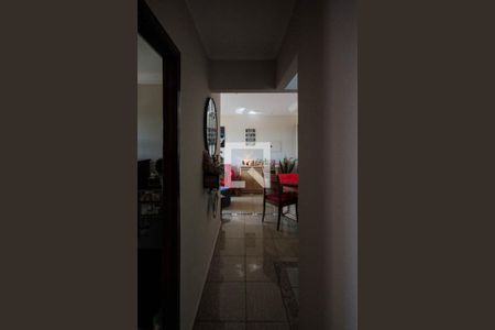 Apartamento à venda com 54m², 2 quartos e 1 vagaCorredor