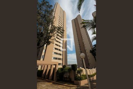 Apartamento à venda com 54m², 2 quartos e 1 vagaFachada