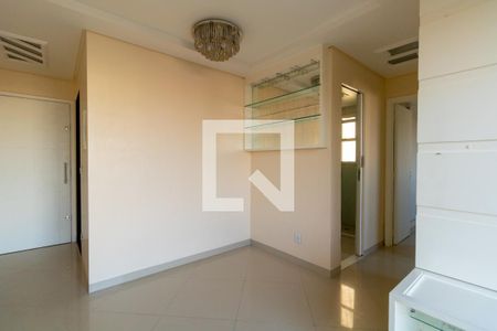 Sala de apartamento para alugar com 2 quartos, 50m² em Jardim Celeste, São Paulo