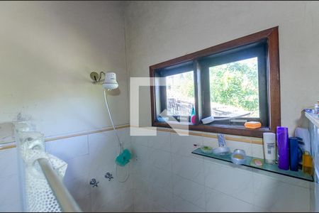 Casa de condomínio à venda com 250m², 5 quartos e 2 vagas Casa de condomínio à venda com 250m², 5 quartos e 2 vagasBanheiro da Suíte 4