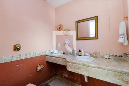 Lavabo de casa de condomínio à venda com 5 quartos, 250m² em Badu, Niterói