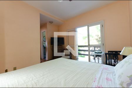 Casa de condomínio à venda com 250m², 5 quartos e 2 vagas Casa de condomínio à venda com 250m², 5 quartos e 2 vagasSuíte 3