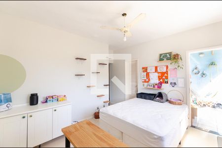 Casa de condomínio à venda com 250m², 5 quartos e 2 vagas Casa de condomínio à venda com 250m², 5 quartos e 2 vagasSuíte 2