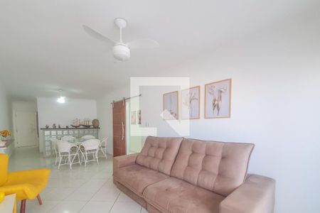 Sala 1 de apartamento para alugar com 4 quartos, 106m² em Vila Júlia, Guarujá