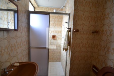 Banheiro de kitnet/studio para alugar com 1 quarto, 34m² em Centro Histórico, Porto Alegre