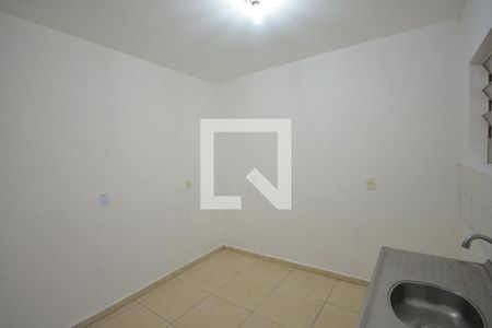 Casa para alugar com 40m², 1 quarto e sem vaga Casa para alugar com 40m², 1 quarto e sem vagaCozinha