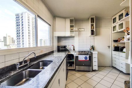 Apartamento à venda com 274m², 4 quartos e 4 vagasCozinha