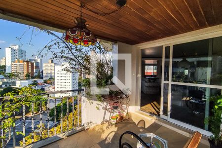 Apartamento à venda com 274m², 4 quartos e 4 vagasVaranda