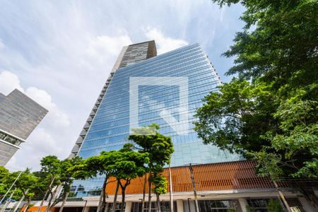 Apartamento à venda com 36m², 1 quarto e 1 vaga Apartamento à venda com 36m², 1 quarto e 1 vagaFachada