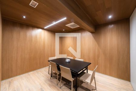 Apartamento à venda com 36m², 1 quarto e 1 vaga Apartamento à venda com 36m², 1 quarto e 1 vagaSala de Reunião