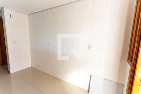 Apartamento para alugar com 77m², 2 quartos e 2 vagasCozinha