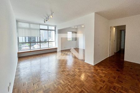 Apartamento à venda com 105m², 2 quartos e 1 vaga Apartamento à venda com 105m², 2 quartos e 1 vagaSala