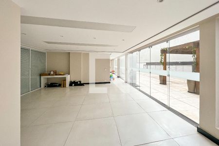 Apartamento à venda com 105m², 2 quartos e 1 vaga Apartamento à venda com 105m², 2 quartos e 1 vagaÁrea comum - Salão de festas