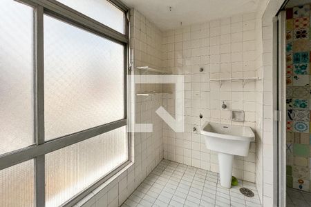 Apartamento à venda com 105m², 2 quartos e 1 vaga Apartamento à venda com 105m², 2 quartos e 1 vagaÁrea de Serviço
