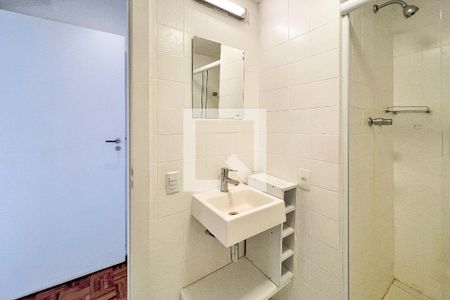 Apartamento à venda com 105m², 2 quartos e 1 vaga Apartamento à venda com 105m², 2 quartos e 1 vagaBanheiro