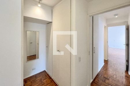 Apartamento à venda com 105m², 2 quartos e 1 vaga Apartamento à venda com 105m², 2 quartos e 1 vagaSuíte