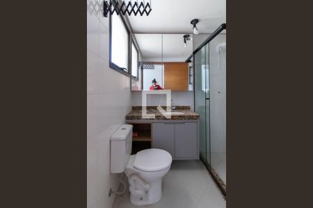 Studio para alugar com 30m², 1 quarto e sem vaga Studio para alugar com 30m², 1 quarto e sem vagaBanheiro