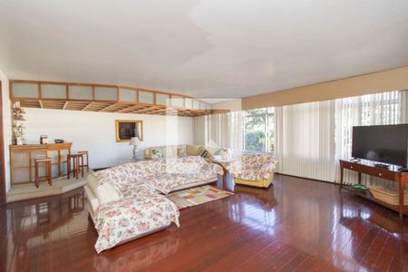 Sala de Estar de casa à venda com 4 quartos, 613m² em Jardim Guanabara, Rio de Janeiro