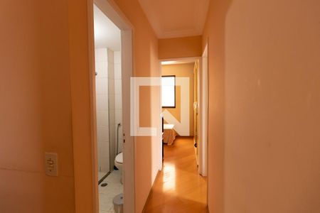 Corredor dos Quartos de apartamento para alugar com 2 quartos, 52m² em Lauzane Paulista, São Paulo