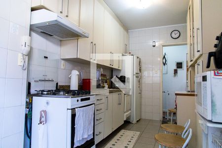 Apartamento para alugar com 110m², 3 quartos e 2 vagas Apartamento para alugar com 110m², 3 quartos e 2 vagasCozinha